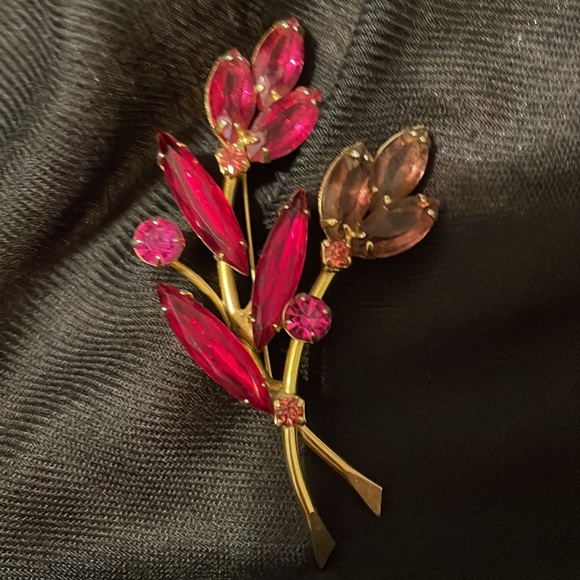 Vintage Juliana Flower Brooch - Picture 8 of 8